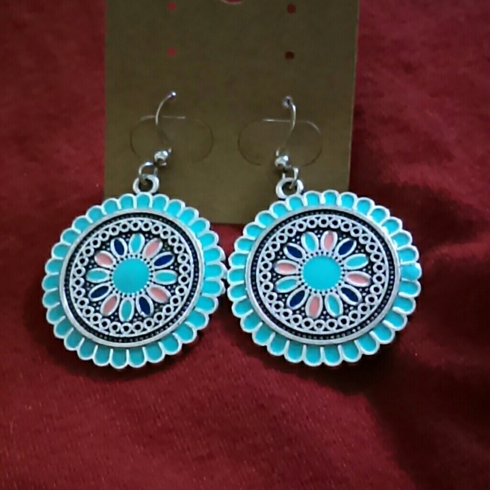 New Bohostyle Hippie Earrings Enamel Silvertone